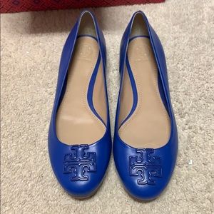 Brand new blue Tory Burch flats size 8